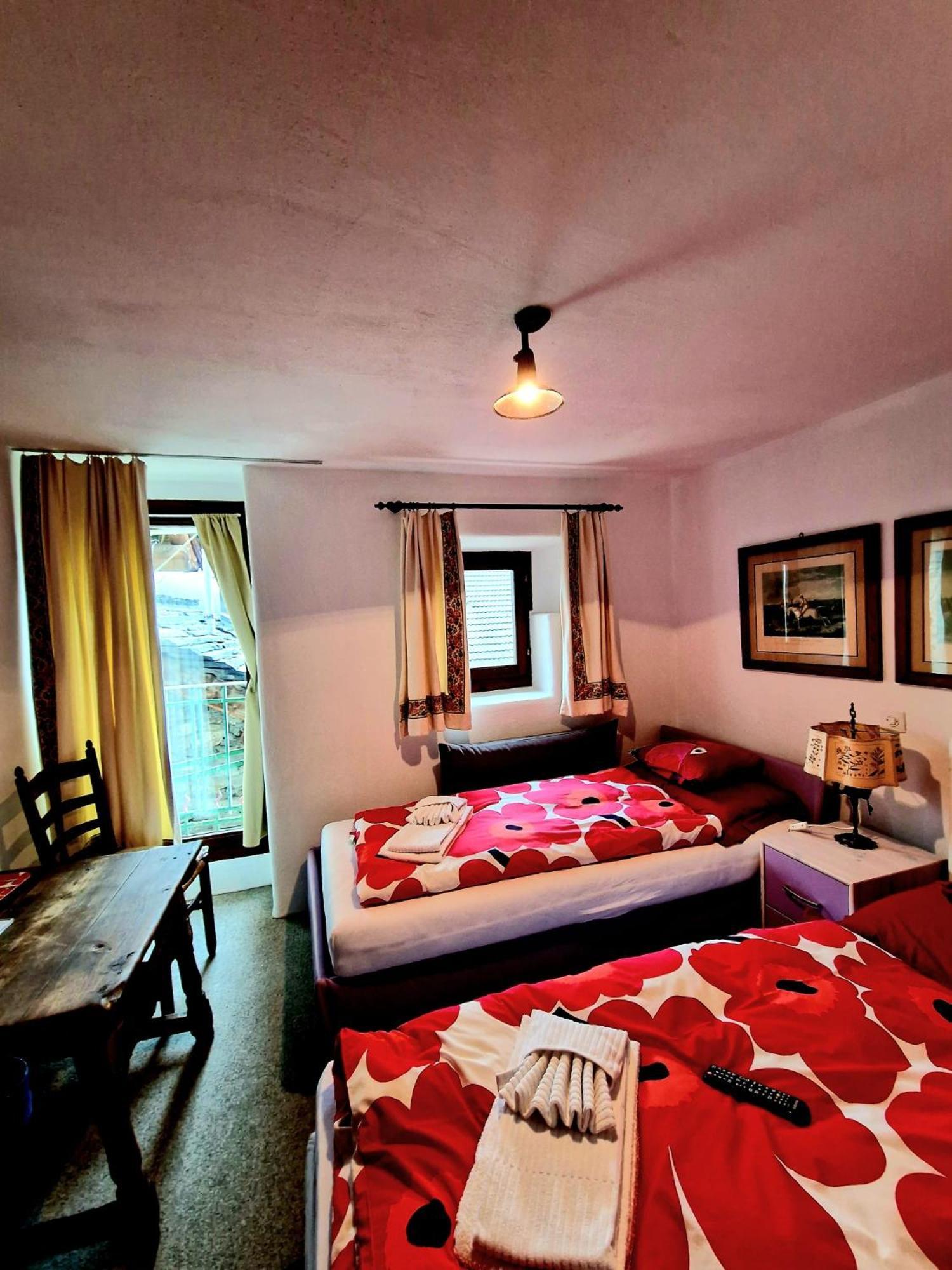 Hotel Soazza Eksteriør billede
